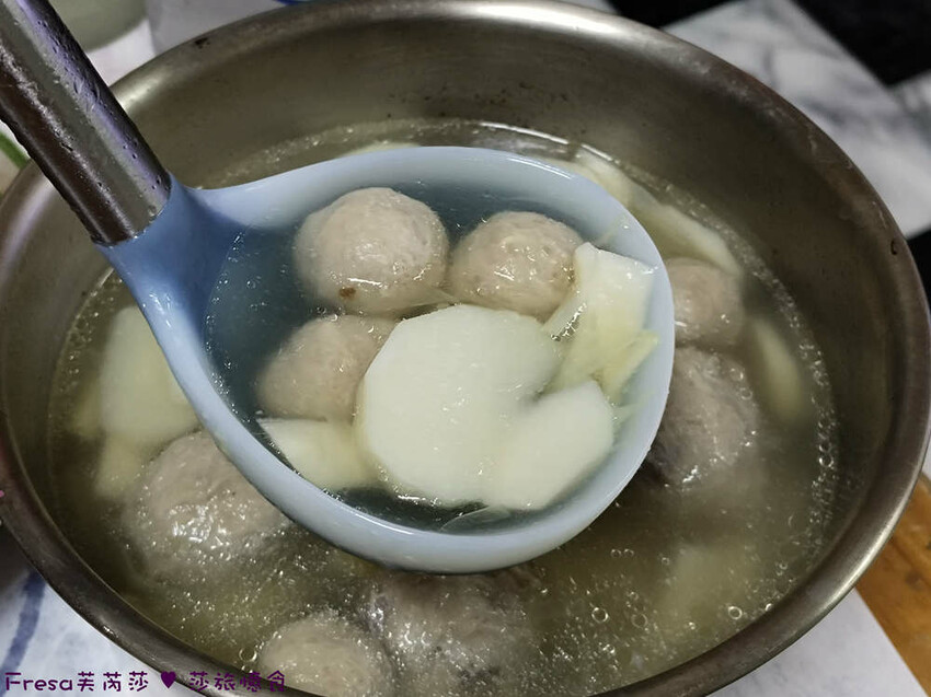 新北市三重區宅配美食［灣島食鮮］牛肉/鴨肉/芋頭貢丸煮湯煮麵都好吃