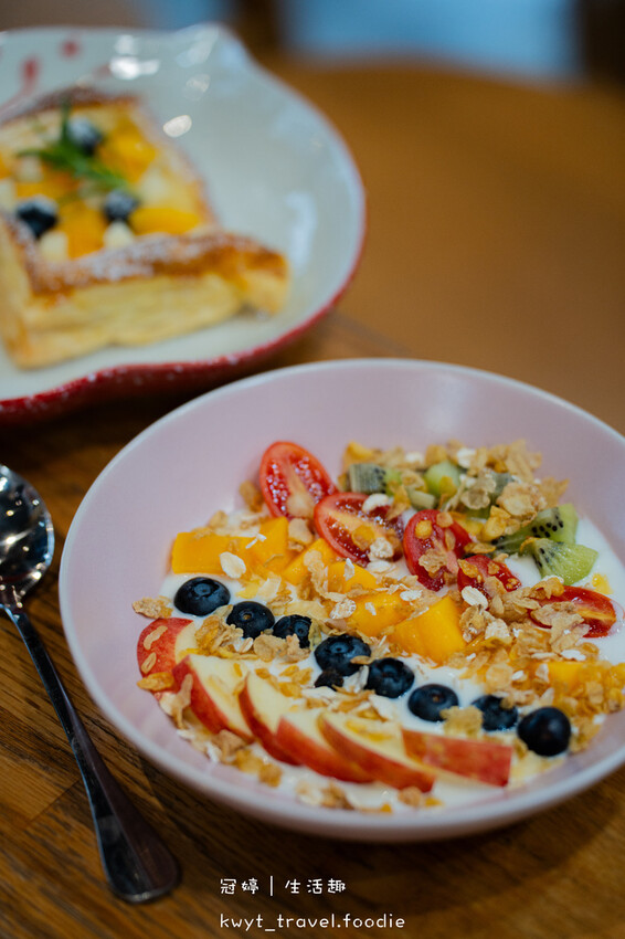 【柚子早午餐】隱藏版超強串燒!台中北區早午餐,大份量早午餐吃