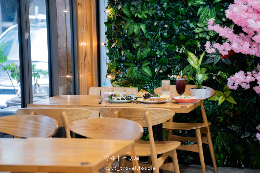 【柚子早午餐】隱藏版超強串燒!台中北區早午餐,大份量早午餐吃