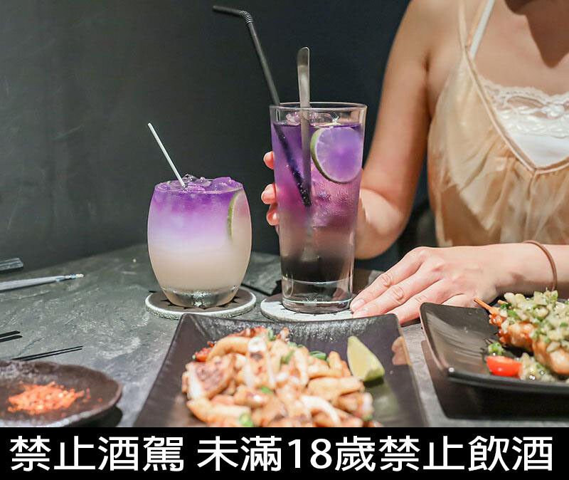 微醺必訪！新竹喚味私烤推薦，必吃烤生蠔與鮭魚腹。