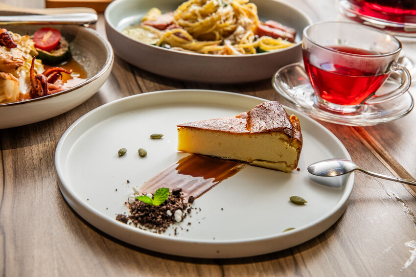 新北市新店區默爾 pasta pizza 新北誠品裕隆城店|新店義式餐廳推薦!百年手工窯烤爐就是讚!披薩就是要有豹紋才好吃,