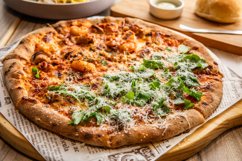 新北市新店區默爾 pasta pizza 新北誠品裕隆城店|新店義式餐廳推薦!百年手工窯烤爐就是讚!披薩就是要有豹紋才好吃,