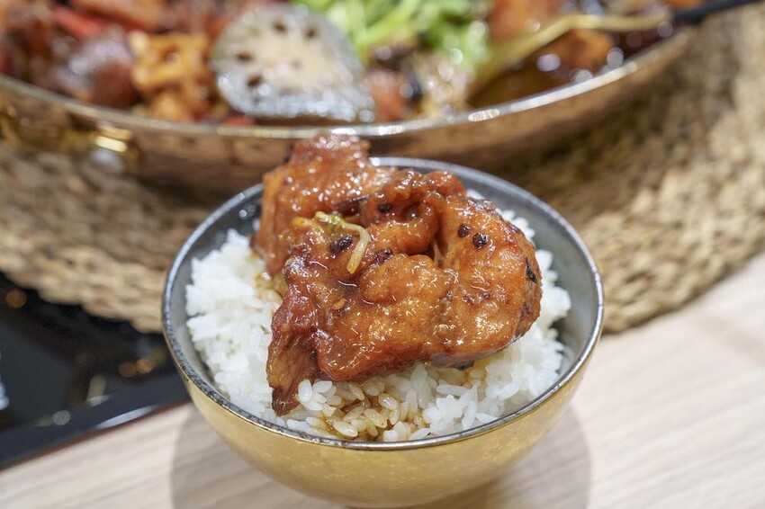 台北市萬華區預約制私廚 大四喜麻辣雞公煲|西門町預約制私廚,香港人開的私廚~雞公煲煲湯都是拿手覺門