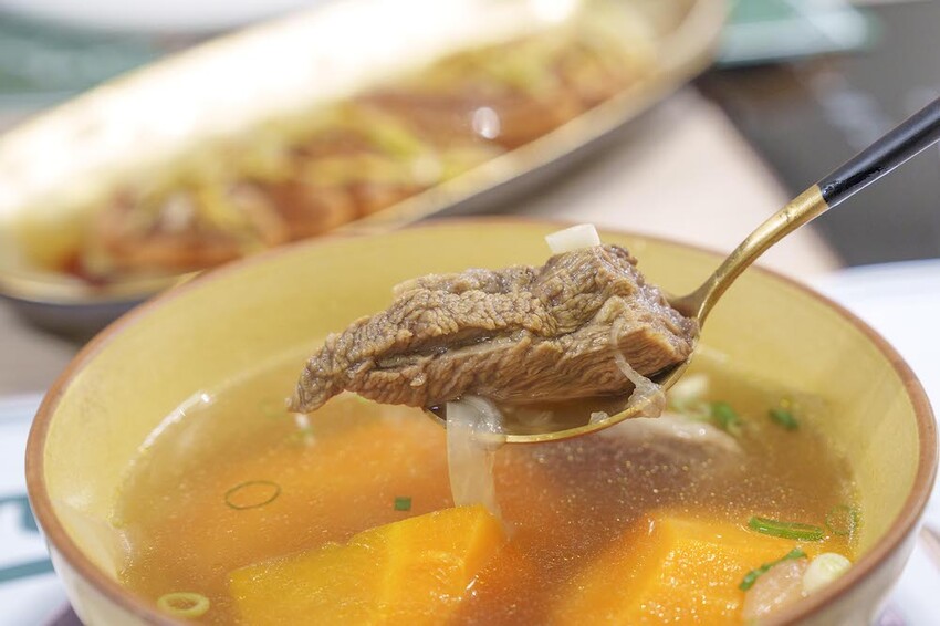 台北市萬華區預約制私廚 大四喜麻辣雞公煲|西門町預約制私廚,香港人開的私廚~雞公煲煲湯都是拿手覺門