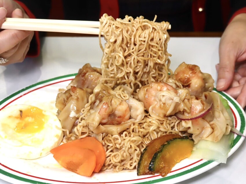 永芯茶檔|藝文特區高評價港式茶餐廳。必點乒乓球大鮮蝦雲吞撈麵、超狂黃金流芯西多士 – 艾瑞絲的吃貨日常