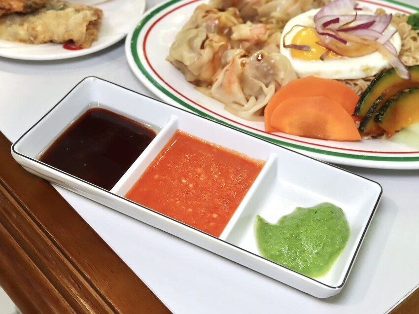 永芯茶檔|藝文特區高評價港式茶餐廳。必點乒乓球大鮮蝦雲吞撈麵、超狂黃金流芯西多士 – 艾瑞絲的吃貨日常