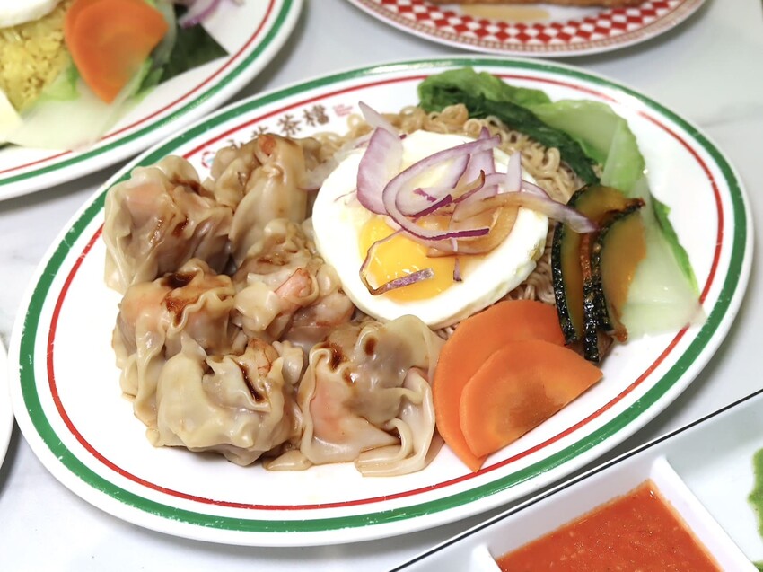 永芯茶檔|藝文特區高評價港式茶餐廳。必點乒乓球大鮮蝦雲吞撈麵、超狂黃金流芯西多士 – 艾瑞絲的吃貨日常