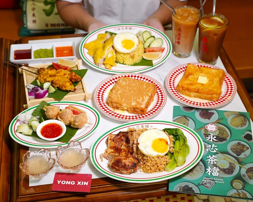 桃園必吃人氣港式「永芯茶檔茶餐廳」，主餐海南雞飯、香煎雞腿扒公仔麵都很推薦！必點招牌還有流心的「黃金法蘭西多士」，花生奶醬口味也很欠吃！ - 阿華田的美食日記