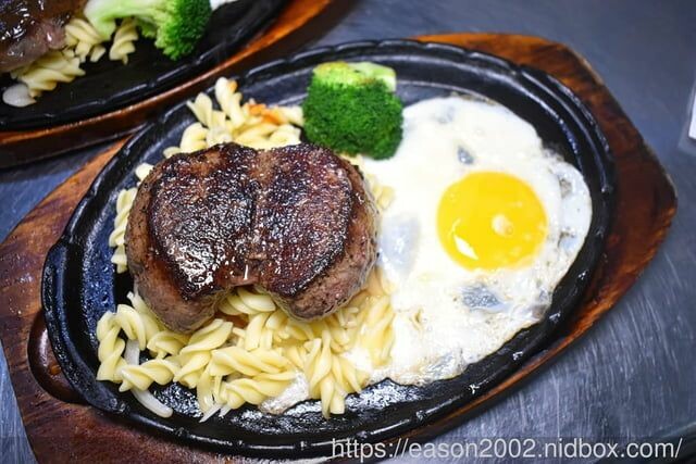 北投牛排 | 正宗北投牛小弟強勢回歸 平價牛排魂，勾起北投在地饕客味蕾~~ -  就是這樣。吃喝玩樂。愛漂亮部落格 - FashionGuide 華人時尚專業評鑑