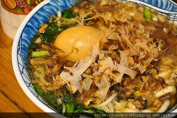 {台東美食}榕樹下米苔目(中華路創始老店-別無分店) {台東美食}榕樹下米苔目(中華路創始老店-別無分店)