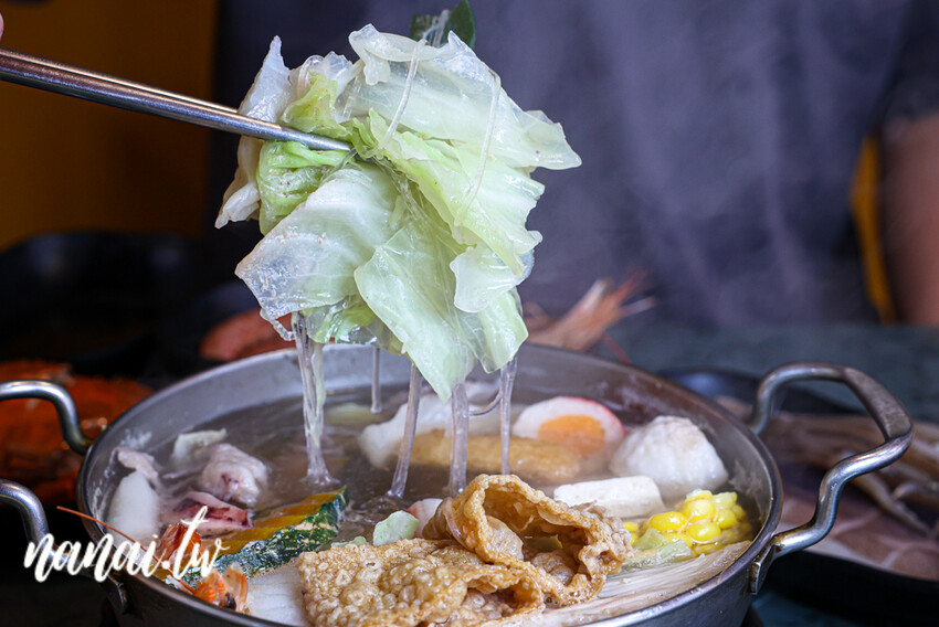 低調開在道東書院旁生意好到爆!超人氣平價鍋物+排餐,附餐自助吧吃到飽,一品火鍋排餐