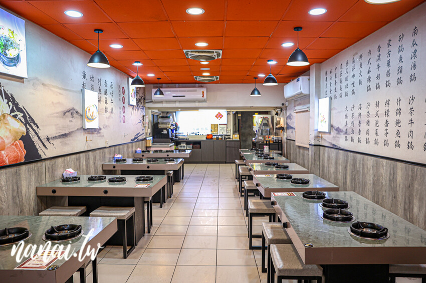 低調開在道東書院旁生意好到爆!超人氣平價鍋物+排餐,附餐自助吧吃到飽,一品火鍋排餐