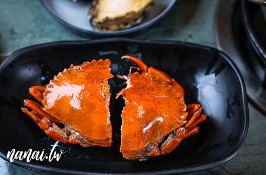低調開在道東書院旁生意好到爆!超人氣平價鍋物+排餐,附餐自助吧吃到飽,一品火鍋排餐