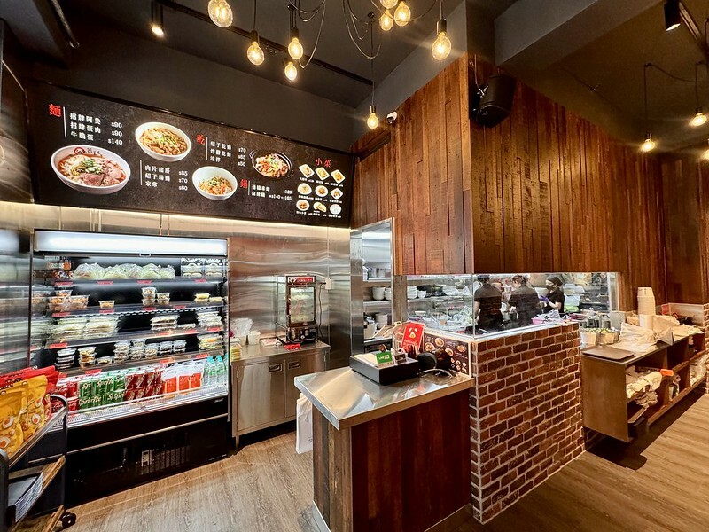 桃園市中壢區桃園｜中壢美食｜阿美米干（Amay Noodle）中壢店，終於不用跑到龍崗吃米干囉！！（中壢新店）