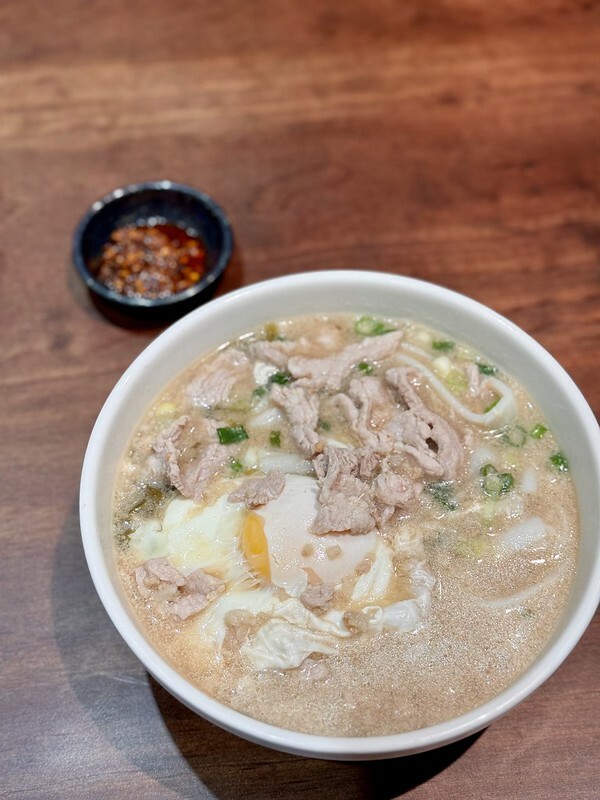 桃園市中壢區桃園｜中壢美食｜阿美米干（Amay Noodle）中壢店，終於不用跑到龍崗吃米干囉！！（中壢新店）