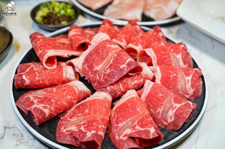 星級漢來大飯店 精緻海鮮火鍋，品味澎派鮮味火鍋 - 跟著尼力吃喝玩樂＆親子生活