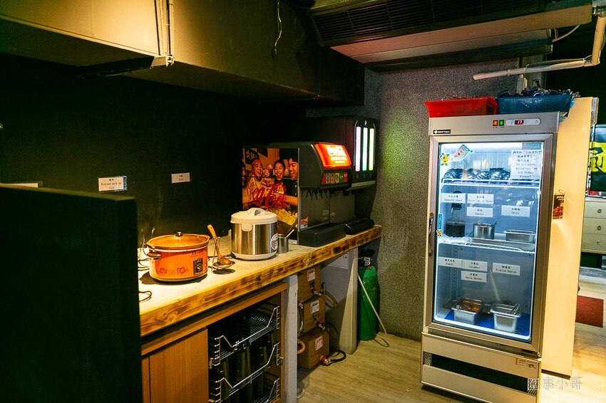 桃園中壢燒肉吃到飽推薦-胖肚肚燒肉吃到飽!台北平價燒肉吃到飽開在中壢夜市附近啦~營業到凌晨十二點而且CP值非常高的燒肉吃到飽我來啦~(飛奔 @圍事小哥的幸福相框