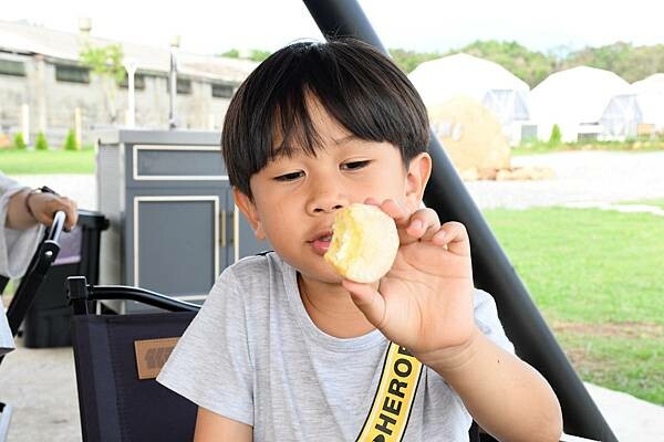 嘉義縣番路鄉嘉義全新開幕的免裝備懶人露營【歸樸森活】人來就好、享受5星級的住宿環境、7星級的衛浴設備！免開蜿蜒山路