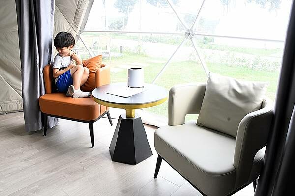 嘉義縣番路鄉嘉義全新開幕的免裝備懶人露營【歸樸森活】人來就好、享受5星級的住宿環境、7星級的衛浴設備！免開蜿蜒山路