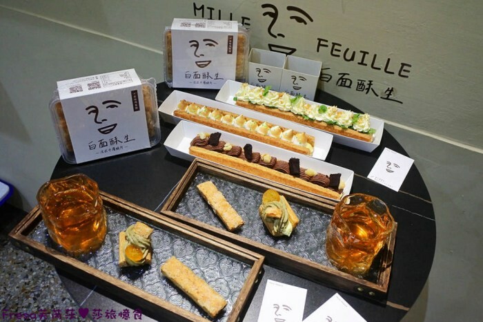 台南市東區台南甜點【c t.dessert】草莓奶霜千層蛋糕超夢幻！新鮮草莓滑順奶霜配上咖啡浪漫下午茶│生日蛋糕│東區美食