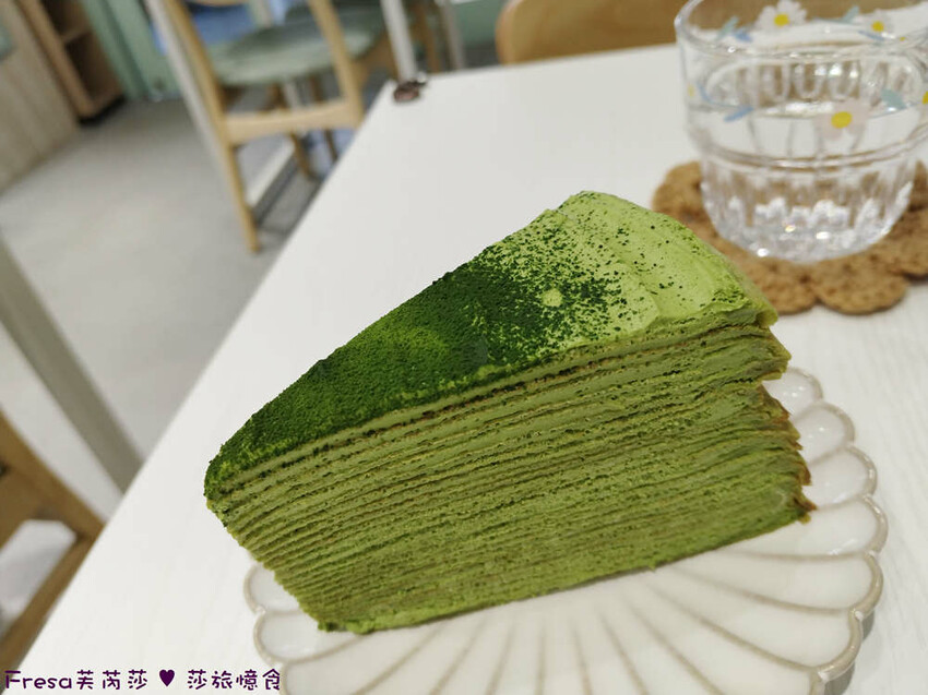 台南市東區台南甜點【c t.dessert】草莓奶霜千層蛋糕超夢幻！新鮮草莓滑順奶霜配上咖啡浪漫下午茶│生日蛋糕│東區美食