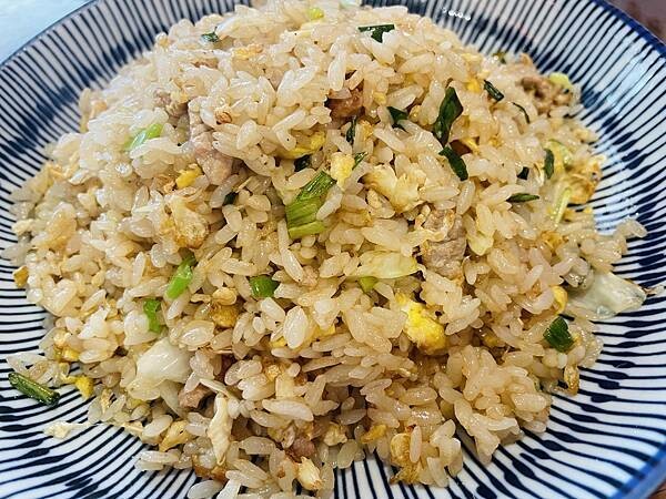 花蓮縣花蓮市||吃。花蓮|| 福記手工餛飩 平價炒飯也好吃