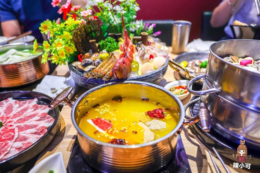 新開幕,台中知名火鍋店在新北展店囉!價錢339元起~自助吧吃到飽!一個人也能吃蒸的活體海鮮火鍋