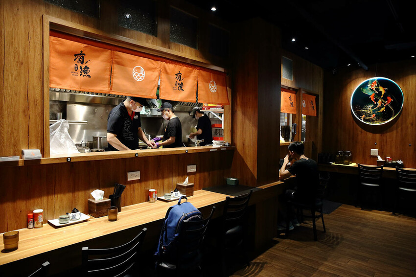 永和新開拉麵店，主打石斑魚做湯底的魚介系拉麵，市面上少見的魚