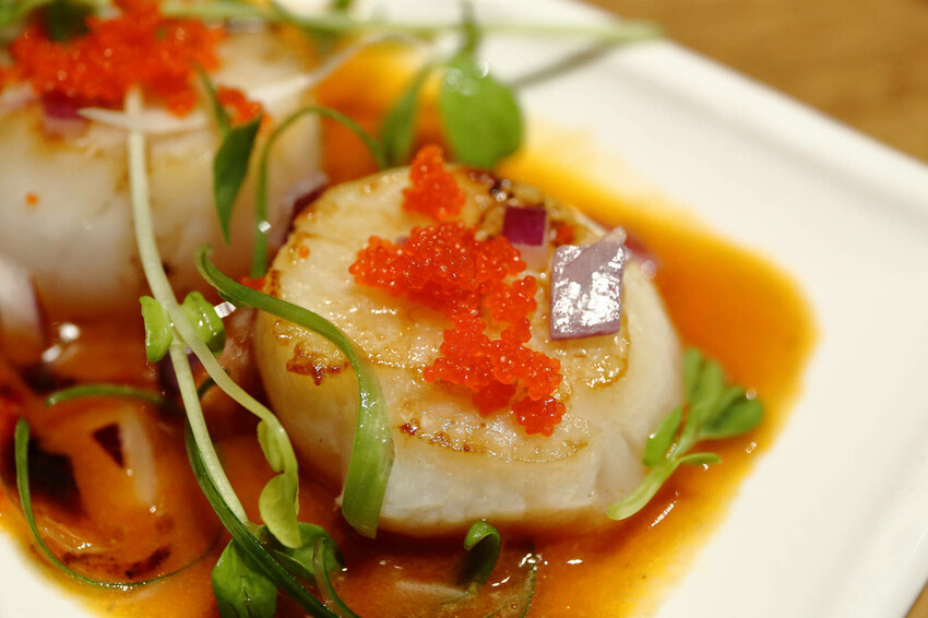 永和新開拉麵店，主打石斑魚做湯底的魚介系拉麵，市面上少見的魚