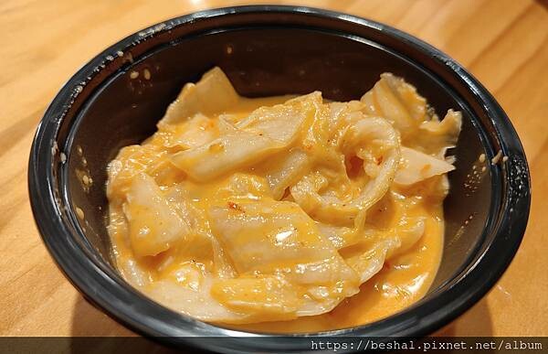 推薦桃園厲害的~集英會牛肉麵館湯頭超濃牛肉大塊又Q彈附有免費