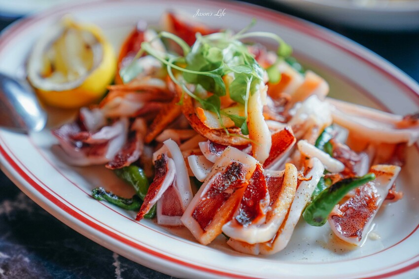 高雄市鼓山區【高雄｜美食】永心浮島YONSHIN FUDOPIA。高雄大港橋河畔餐廳推薦，永心鳳茶全新海鮮餐酒品牌，時髦自在用