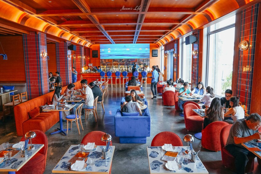 高雄市鼓山區【高雄｜美食】永心浮島YONSHIN FUDOPIA。高雄大港橋河畔餐廳推薦，永心鳳茶全新海鮮餐酒品牌，時髦自在用