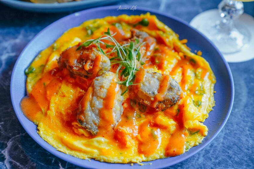 高雄市鼓山區【高雄｜美食】永心浮島YONSHIN FUDOPIA。高雄大港橋河畔餐廳推薦，永心鳳茶全新海鮮餐酒品牌，時髦自在用