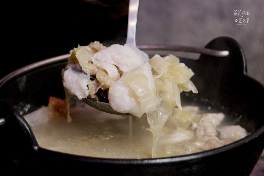 台中西屯｜湯鮮味美的酸菜魚~全新升級自助吧吃到飽！超過50種