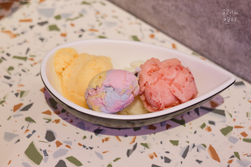 台中西屯｜湯鮮味美的酸菜魚~全新升級自助吧吃到飽！超過50種