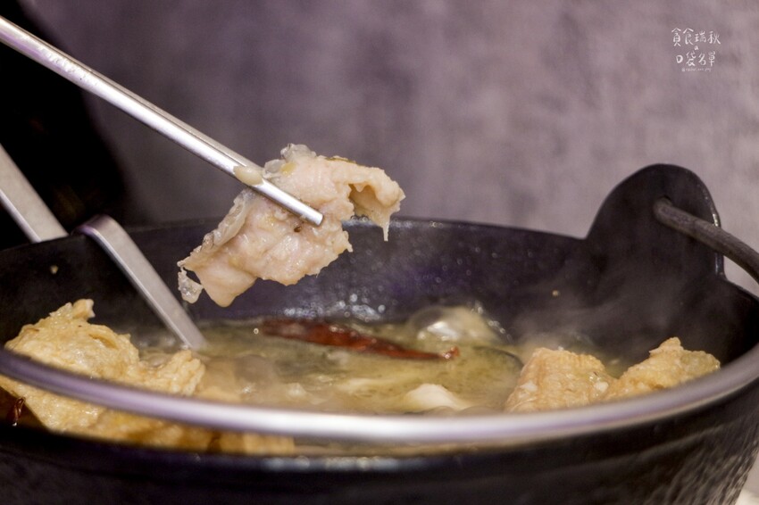 台中西屯｜湯鮮味美的酸菜魚~全新升級自助吧吃到飽！超過50種