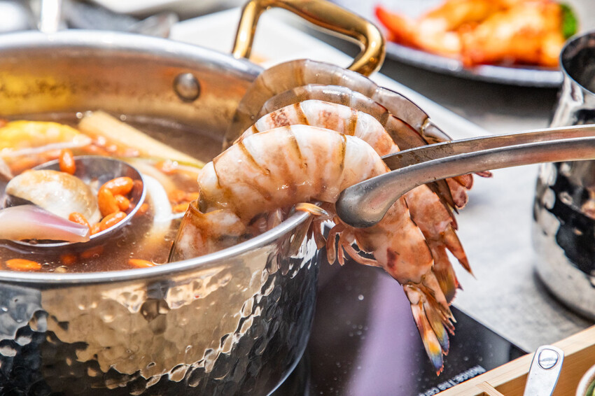 桃園市蘆竹區大明星頂流涮涮鍋|明星爭相預約!宛如高檔私人招待所,尊榮感十足套餐式頂級鍋物