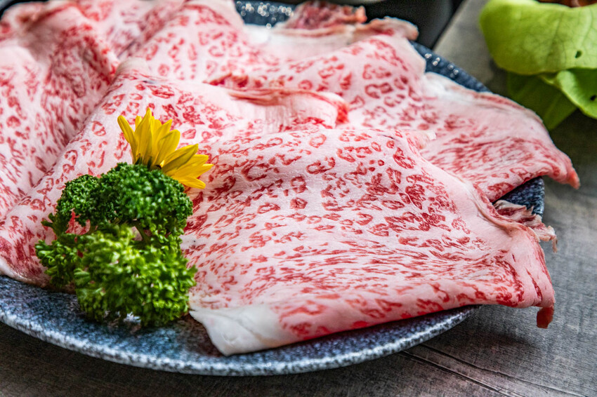 桃園市蘆竹區大明星頂流涮涮鍋|明星爭相預約!宛如高檔私人招待所,尊榮感十足套餐式頂級鍋物