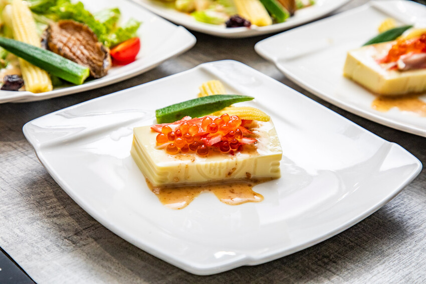 桃園市蘆竹區大明星頂流涮涮鍋|明星爭相預約!宛如高檔私人招待所,尊榮感十足套餐式頂級鍋物