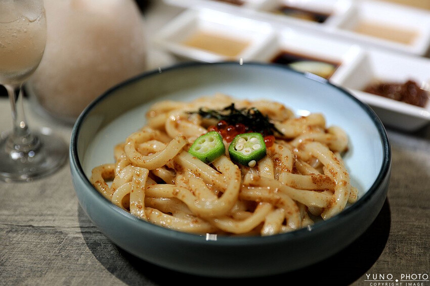 桃園市蘆竹區私人招待所等級!隱藏版頂級活體海鮮鍋物 明星藝人最愛|大明星頂流涮涮鍋(桃園南崁火鍋)