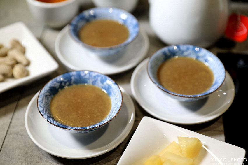 桃園市蘆竹區私人招待所等級!隱藏版頂級活體海鮮鍋物 明星藝人最愛|大明星頂流涮涮鍋(桃園南崁火鍋)