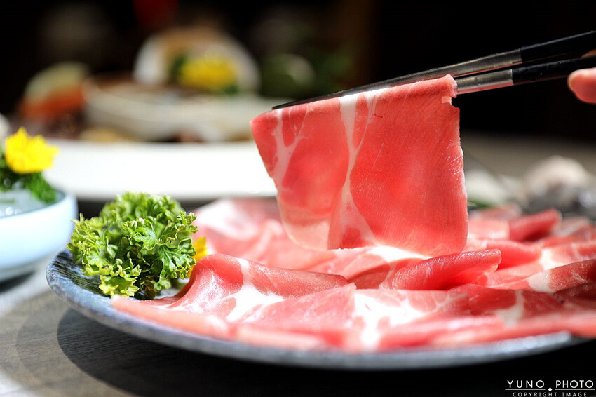 桃園市蘆竹區私人招待所等級!隱藏版頂級活體海鮮鍋物 明星藝人最愛|大明星頂流涮涮鍋(桃園南崁火鍋)