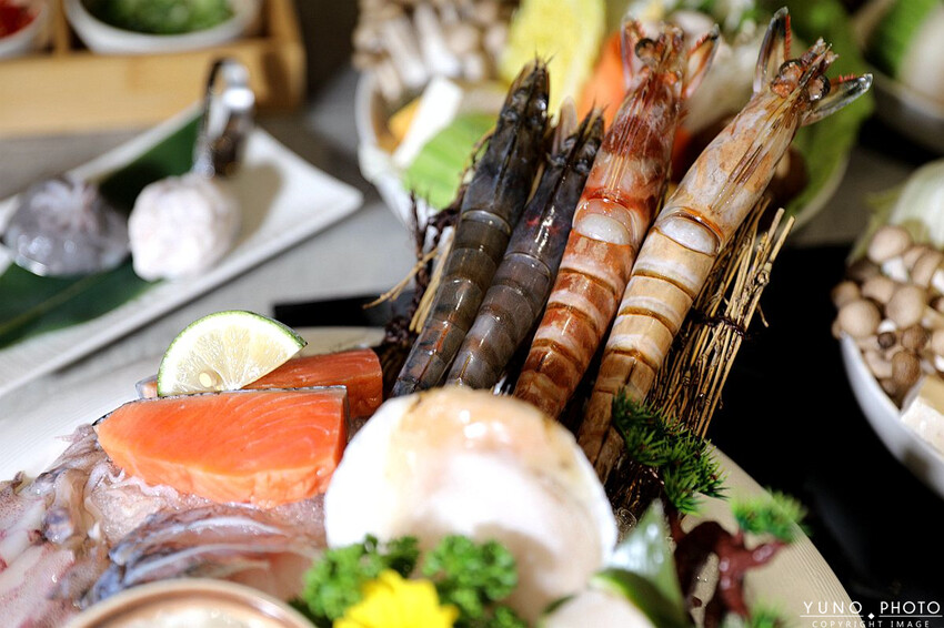 桃園市蘆竹區私人招待所等級!隱藏版頂級活體海鮮鍋物 明星藝人最愛|大明星頂流涮涮鍋(桃園南崁火鍋)