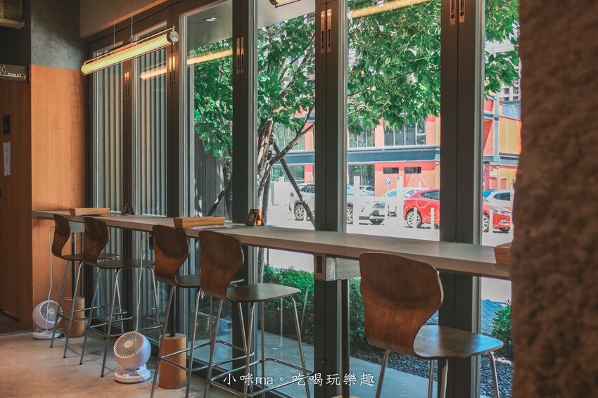 CAFE STAY|旅人咖啡新品牌,獨棟玻璃屋設計美翻 餐點好吃又好拍,近風禾公園 桃園美食