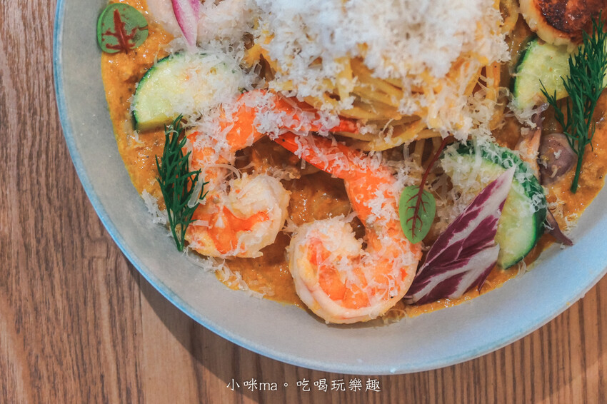 CAFE STAY|旅人咖啡新品牌,獨棟玻璃屋設計美翻 餐點好吃又好拍,近風禾公園 桃園美食
