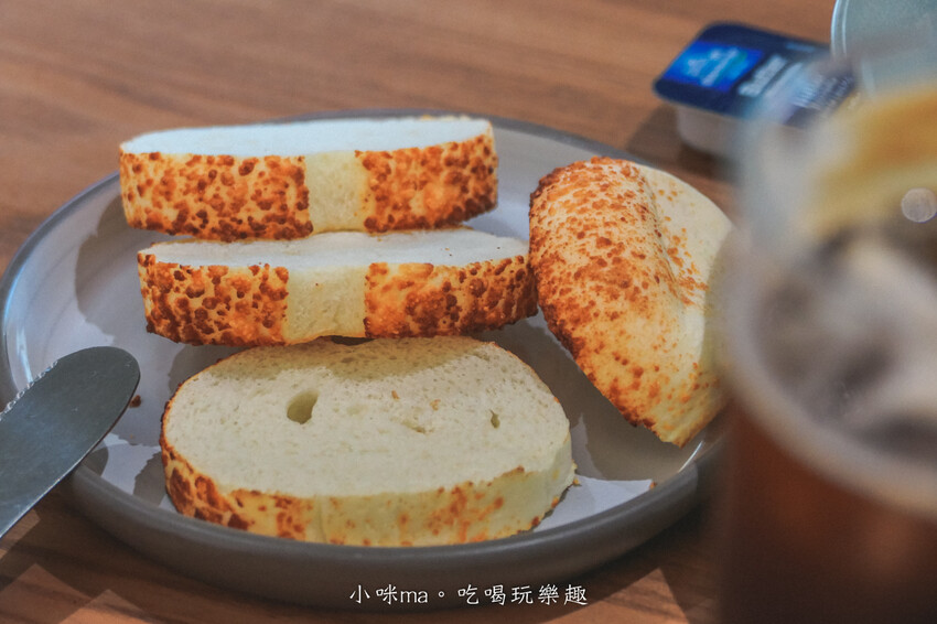 CAFE STAY|旅人咖啡新品牌,獨棟玻璃屋設計美翻 餐點好吃又好拍,近風禾公園 桃園美食