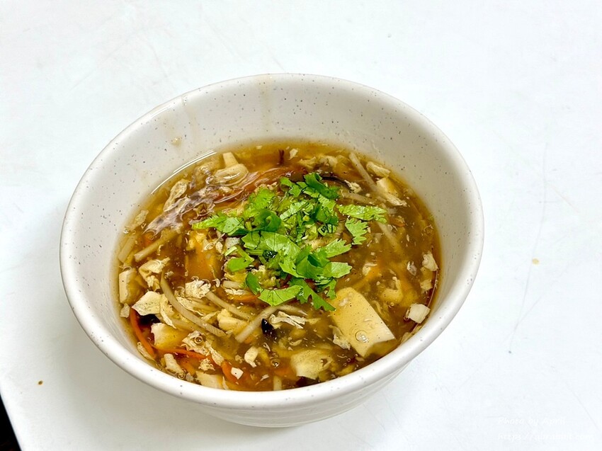 台中市北區高雄蚵仔麵線-中國醫周邊美食,GOOGLE評論4.1顆星