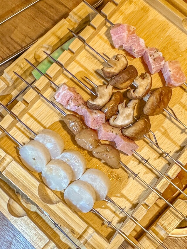 竹北燒烤推薦!歡聚堂自動旋轉烤串必吃5大推薦!近竹北遠百,懶 竹北燒烤推薦!歡聚堂自動旋轉烤串必吃5大推薦!近竹北遠百,懶