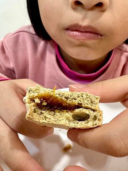 法布甜法式手工甜點、草莓季節新品、草莓蒙布朗千層蛋塔、伴手禮
