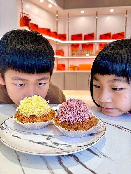 法布甜法式手工甜點、草莓季節新品、草莓蒙布朗千層蛋塔、伴手禮